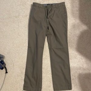 Men’s pants never worn